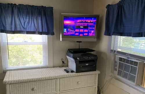 Southern Coast Cabine | Quaint 2-Bedroom Cottage
