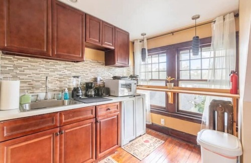 Upper Darby Appartement | Quaint 3rd Floor Loft