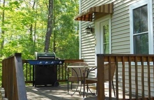 Gilford Maison | Cottage pittoresque et confortable niché au cœur de tout le lac a à offrir