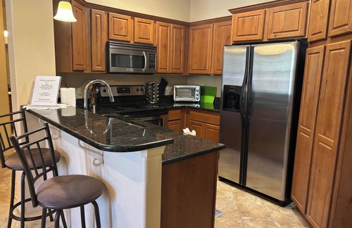Mesilla Park Copropriété | Quaint and Spacious 1bed/1bath with Balcony Overlooking the Courtyard