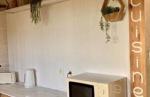 Saint-Eutrope-de-Born Maison | Quaint apartment in a quiet rural location