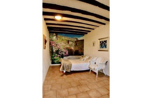Saint-Eutrope-de-Born Maison | Quaint apartment in a quiet rural location
