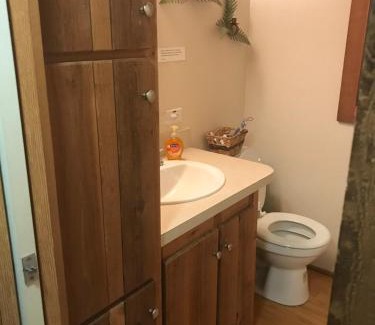 Johnson City Maison | Quaint Cabin in the Woods