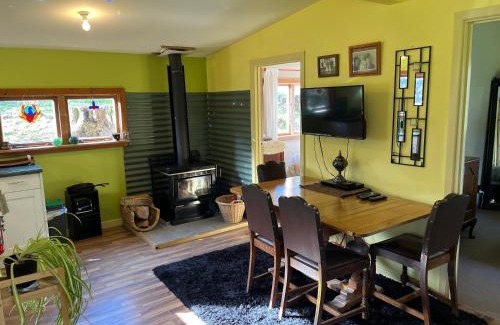 Motueka Valley Appartement | Quaint Country Cottage