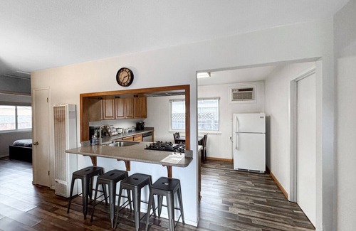Mountain View Maison | Quaint, cute two bedroom home