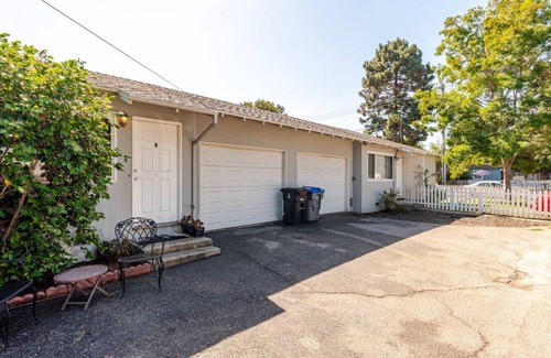 Mountain View Maison | Quaint, cute two bedroom home