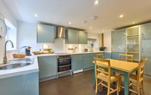 Cley next the Sea Maison | Quaint Flint Stoned Cottage in the Heart of Cley