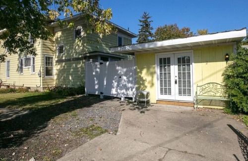 Watkins Glen Maison | Quaint Guest House with walkable locale! · Quaint Guest House with walkable locale!