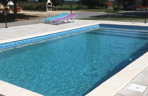 Eauze Maison | Charmante maison avec piscine près du circuit de Nougaro.