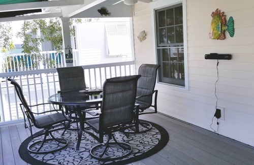 Truman Annex Copropriété | Island Escape Condo avec terrasse spacieuse dans la magnifique annexe de Truman