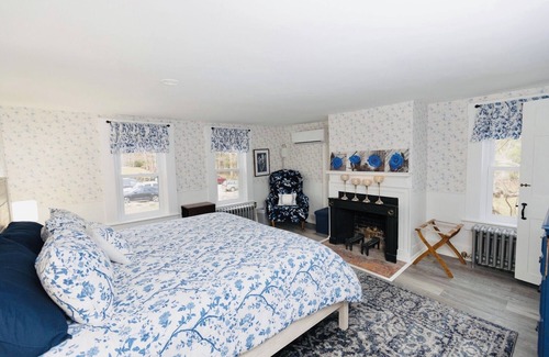 Francestown Lit Et Petit-Déjeuner | Quaint New England Inn at Crotched Mountain!