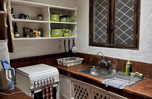 Malindi Appartement | Quaint & Serene Hideaway: 2-br ground-floor apt in Malindi Near Golf & Beach