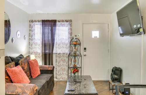 St. Louis Maison | Quaint St Louis Home about 6 Mi to Downtown!