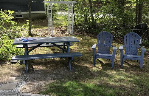 Ogunquit Cottage | Quaint Village Cottage - Animaux domestiques - 5 min à pied de tout!