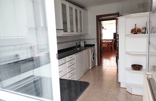 Leioa Appartement | Quality apartment, urban location.