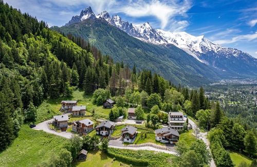 Le Lavancher Chalet De Ski | Chalet de Luxe avec Vue Imprenable dans un Hameau