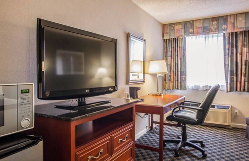 St. Charles Hôtel | Quality Inn and Suites St Charles - West Chicago
