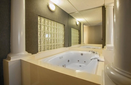 St. Charles Hôtel | Quality Inn and Suites St Charles - West Chicago