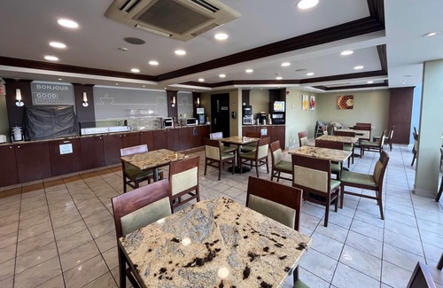 Normandie Hôtel | Quality Inn Saint-Jean-sur-Richelieu