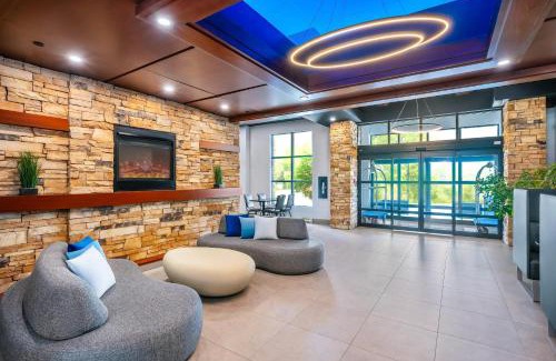 Desjardins Hôtel | Quality Inn & Suites