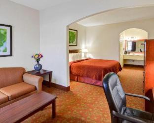 Canton Hôtel | Quality Inn & Suites Canton