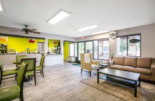 Metropolis Hôtel | Quality Inn & Suites Metropolis I-24