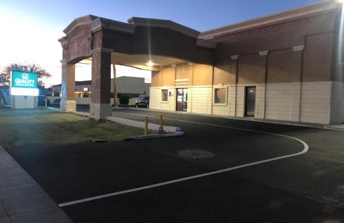 Mesa Hôtel | Quality Inn & Suites near Downtown Mesa