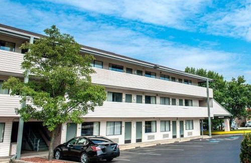 Wildwood Hôtel | Quality Inn & Suites North Gibsonia