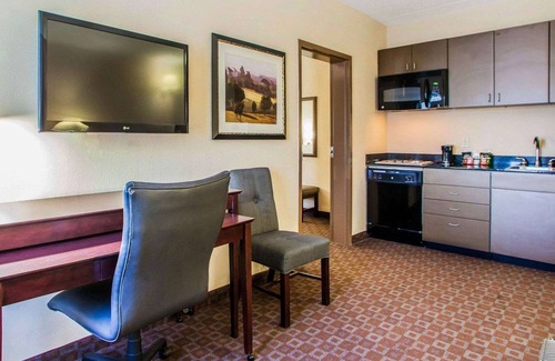 Orange Prairie Hôtel | Quality Inn Peoria