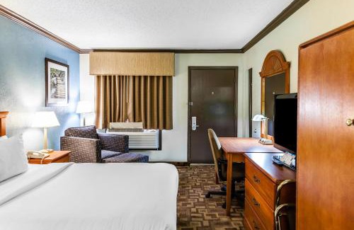 Milford Hôtel | Quality Inn & Suites Quakertown-Allentown