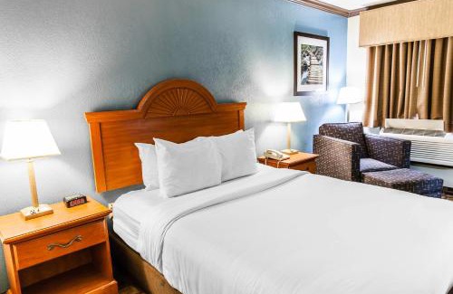 Milford Hôtel | Quality Inn & Suites Quakertown-Allentown
