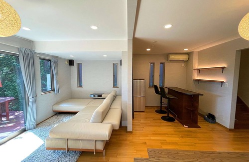 Honkomagome Appartement | Quality lodging in the heart of Tokyo. A 4-minute walk from Tabata Station on the JR Yamanote Line. Maximum of 19 people.