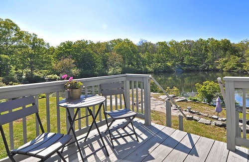 Gloucester Maison | Quarryman’s Cottage: 1bd, 1 bth PRIVATE QUARRY: DOG friendly
