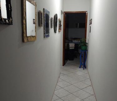 Maringa Maison | Quarto com banheiro casa da Mari