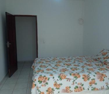 Jau Maison | Quarto Privado com Banheiro Compartilhado
