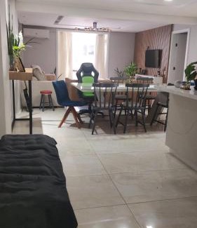 Centro Lit Et Petit-Déjeuner | Quarto privativo em apto compartilhado no centro