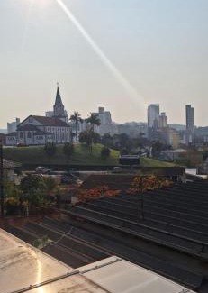 Velha Maison | Quarto Privativo poucos minutos da Vila Germânica Oktoberfest