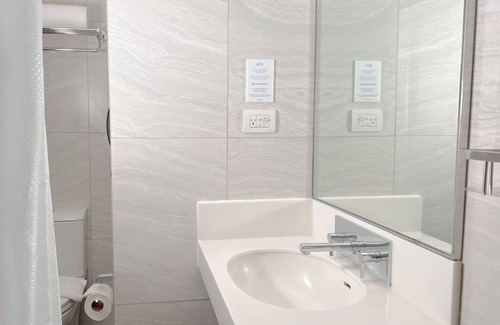 Pasay Hôtel | Queen Bed near NAIA T3 - Access via Runway Manila
