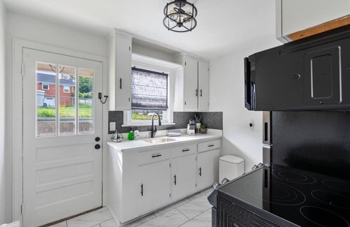 Staunton Maison | Queen City Twin of Staunton VA