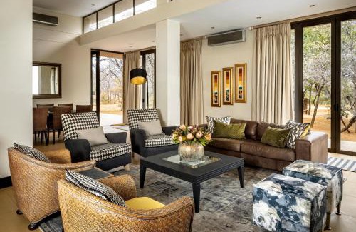 Sterkrivier Maison | Queen of Sheba, Self-Catering House at Buffelshuis Safari Camp