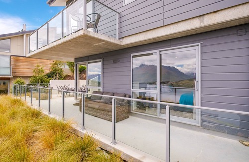 Frankton Cottage | Queenstown Lake Views - Appartement en bas