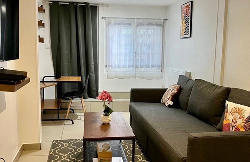 Epinay-sur-Seine Appartement | Quiet 2-room apartment near Paris, independent entrance