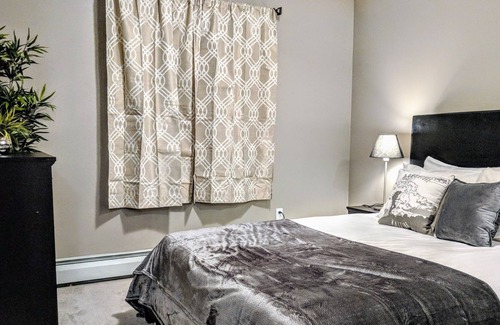Stony Plain Copropriété | Condo calme 2BR2Bath Stony Plain près de l'hôpital Westview avec parking U / G