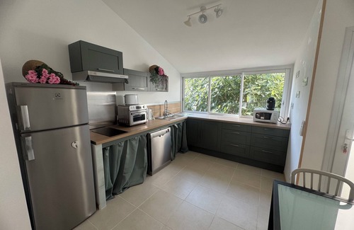 Lamalou-les-Bains Maison | Quiet 35m2, 200 m from the center and thermal baths, air conditioning, garden, swimming pool, pets allowed
