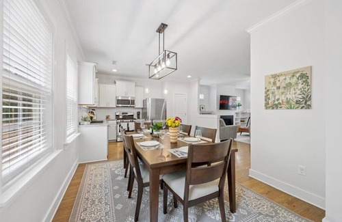 East Durham Maison | 3BR Near Downtown Durham and Duke