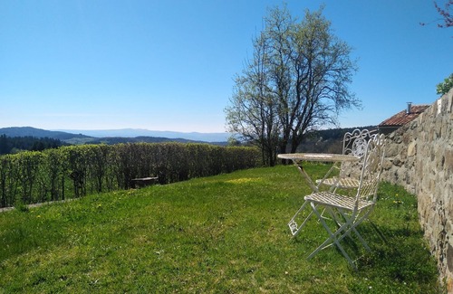 Vernet-la-Varenne Cottage | Gîtes accolés, au calme, avec vue dégagée.