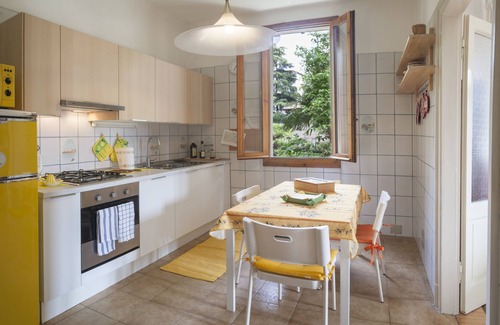 Como Appartement | APPARTEMENT SILENCIEUX DANS UNE PETITE MAISON AVEC JARDIN