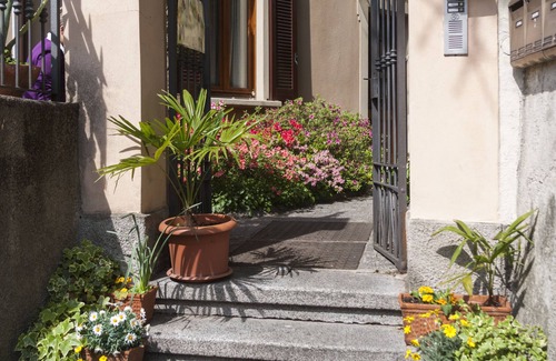 Como Appartement | APPARTEMENT SILENCIEUX DANS UNE PETITE MAISON AVEC JARDIN