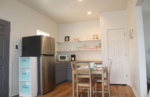 Minden Cottage | Quiet and Cozy Off-Grid Cottage