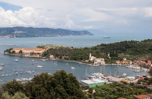Le Grazie Appartement | Calme et isolé, proche des Cinque Terre, Porto Venere, Lerici et Tellaro.